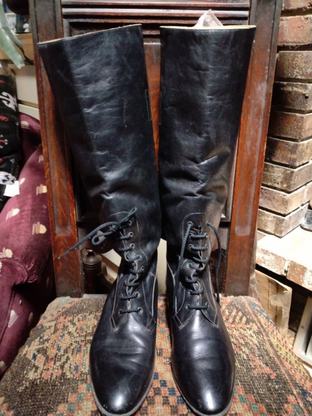Women's Black  Vintage Equestrian Style Boots Size  10B Made In Italy